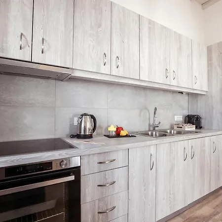 Whitelist Maisonette Ii In Prázdninový dům