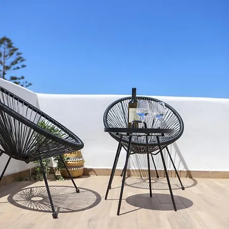Semesterbostad Whitelist Maisonette Ii In